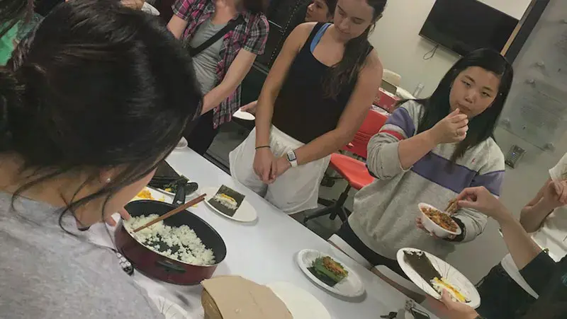 Students enjoy a Korean meal at the King Sejong Institute