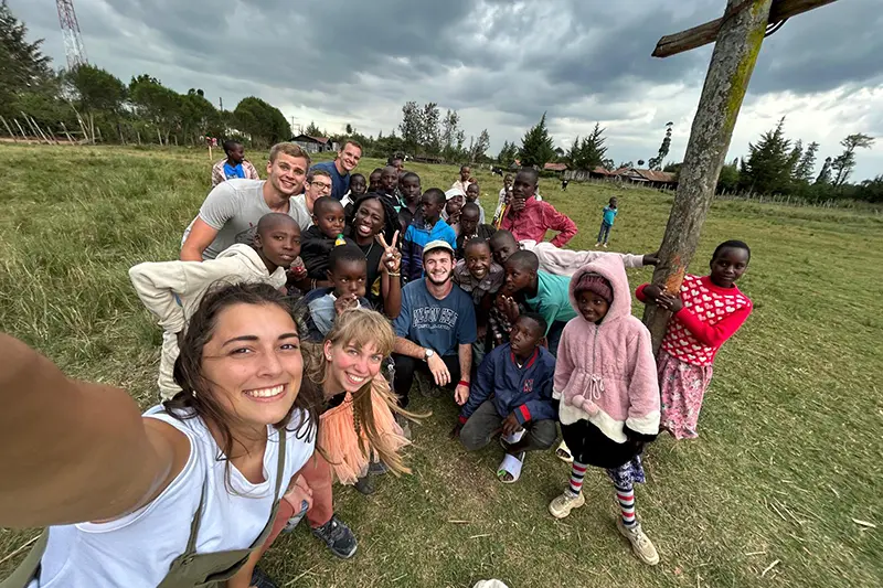 Taylor team with Kenyan schoolchildren